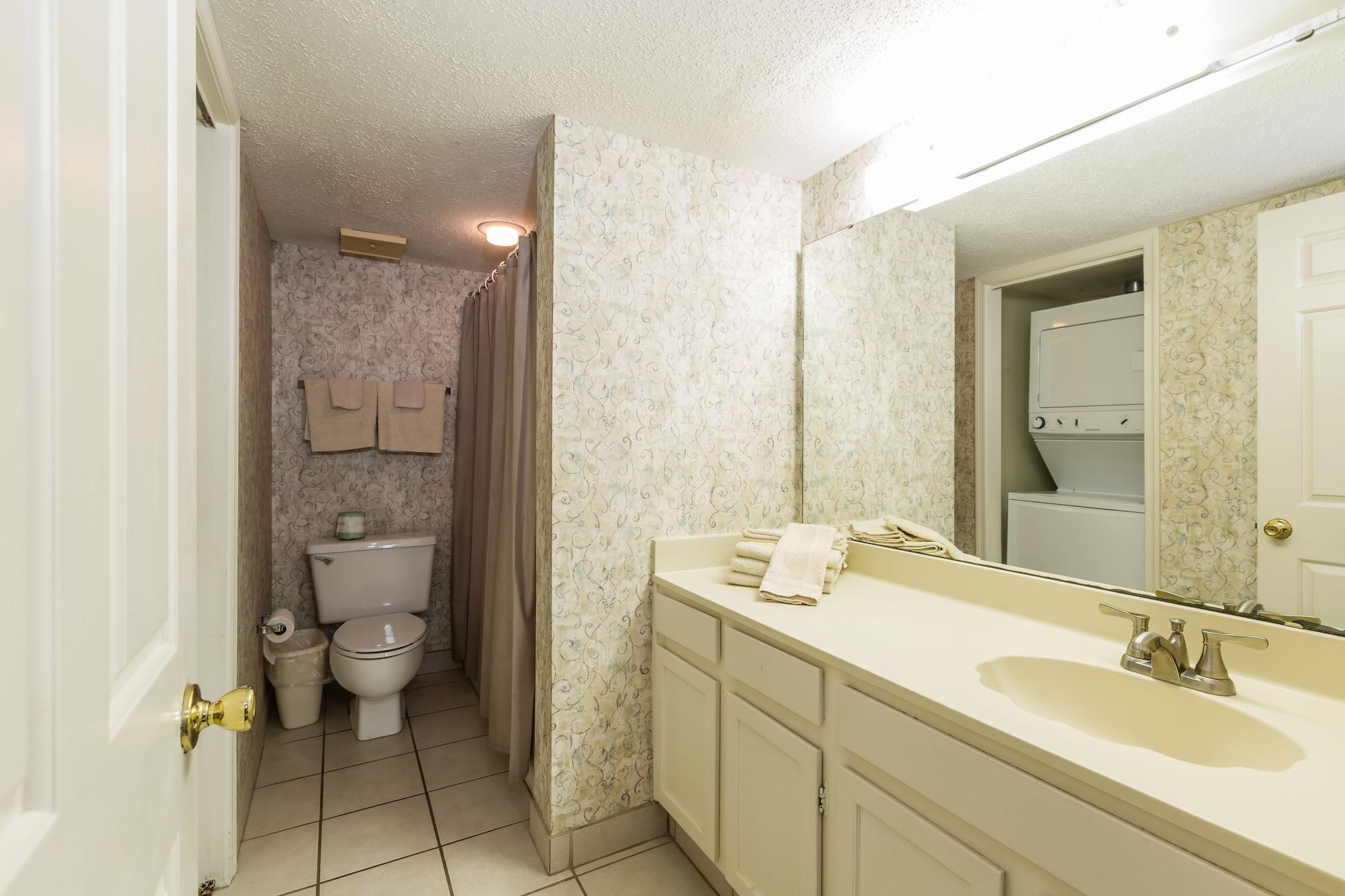 Ocean Towers Aparthotel 3*