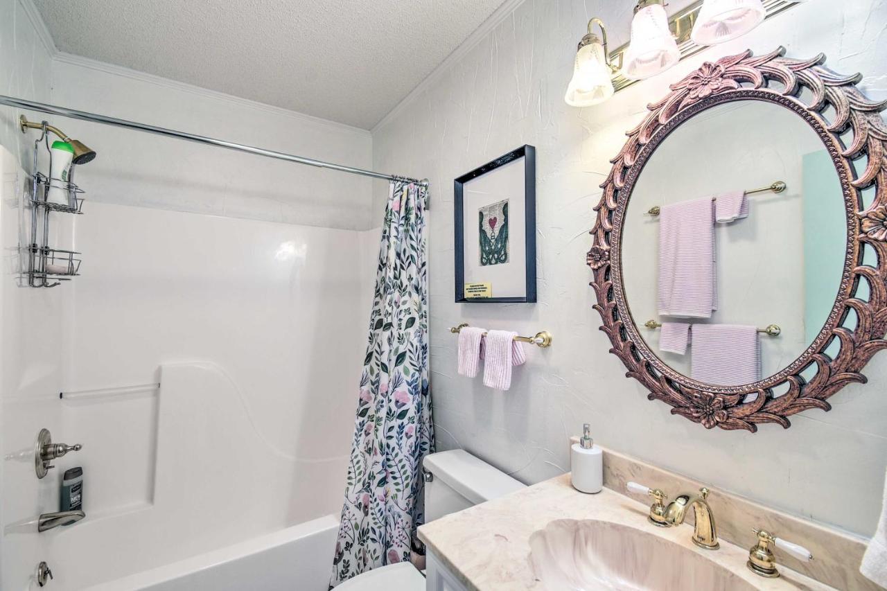 Abode With Seasonal Pool And Lake View! Holiday home Myrtle Beach
