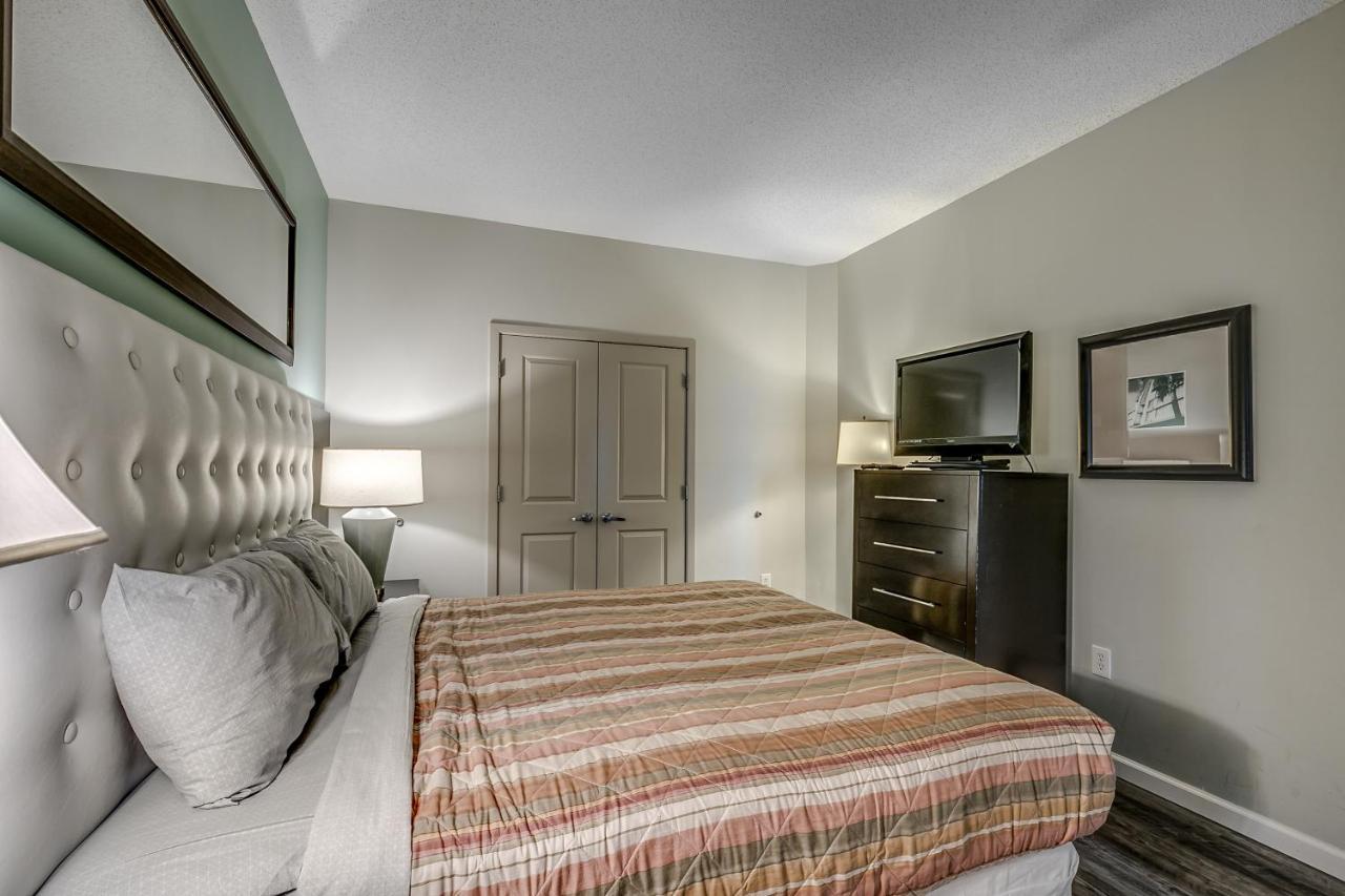 Newly Renovated Ocean Front Condo, Modern Decor, Mb, 20th Floor Apartment Myrtle Beach