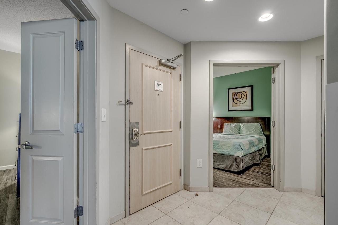 Newly Renovated Ocean Front Condo, Modern Decor, Mb, 20th Floor Apartment Myrtle Beach