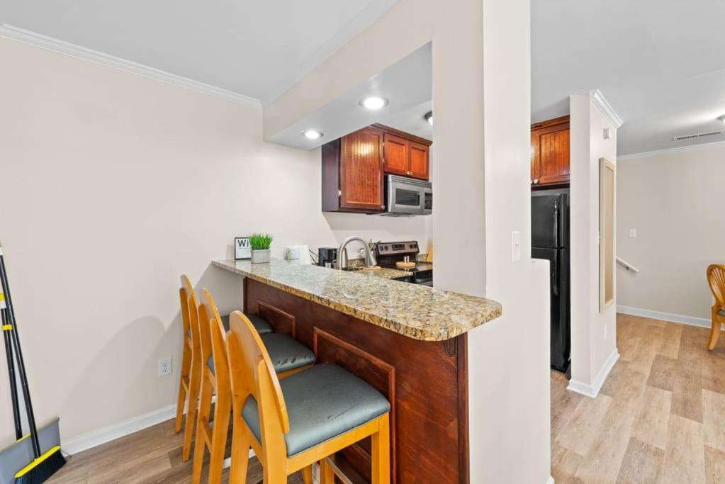 Bright Duplex 2br Walking Distance From The * Myrtle Beach