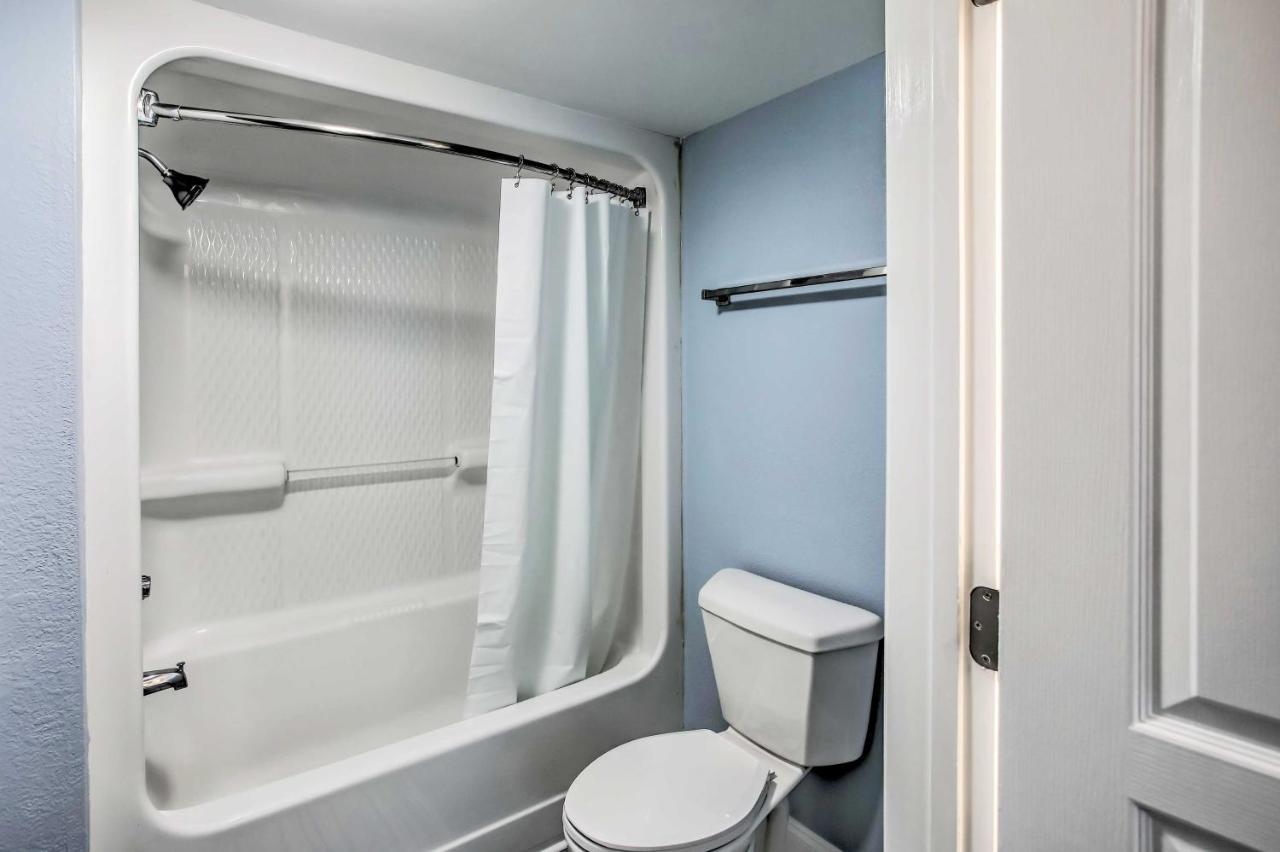 Beachside Retreat North Myrtle Condo! * Myrtle Beach