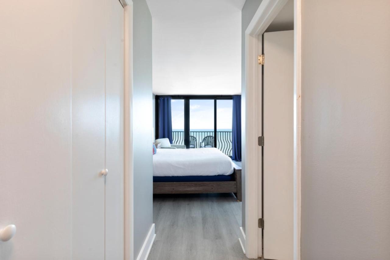Oceanfront Penthouse, Two-story, 3 Bedrooms * Myrtle Beach