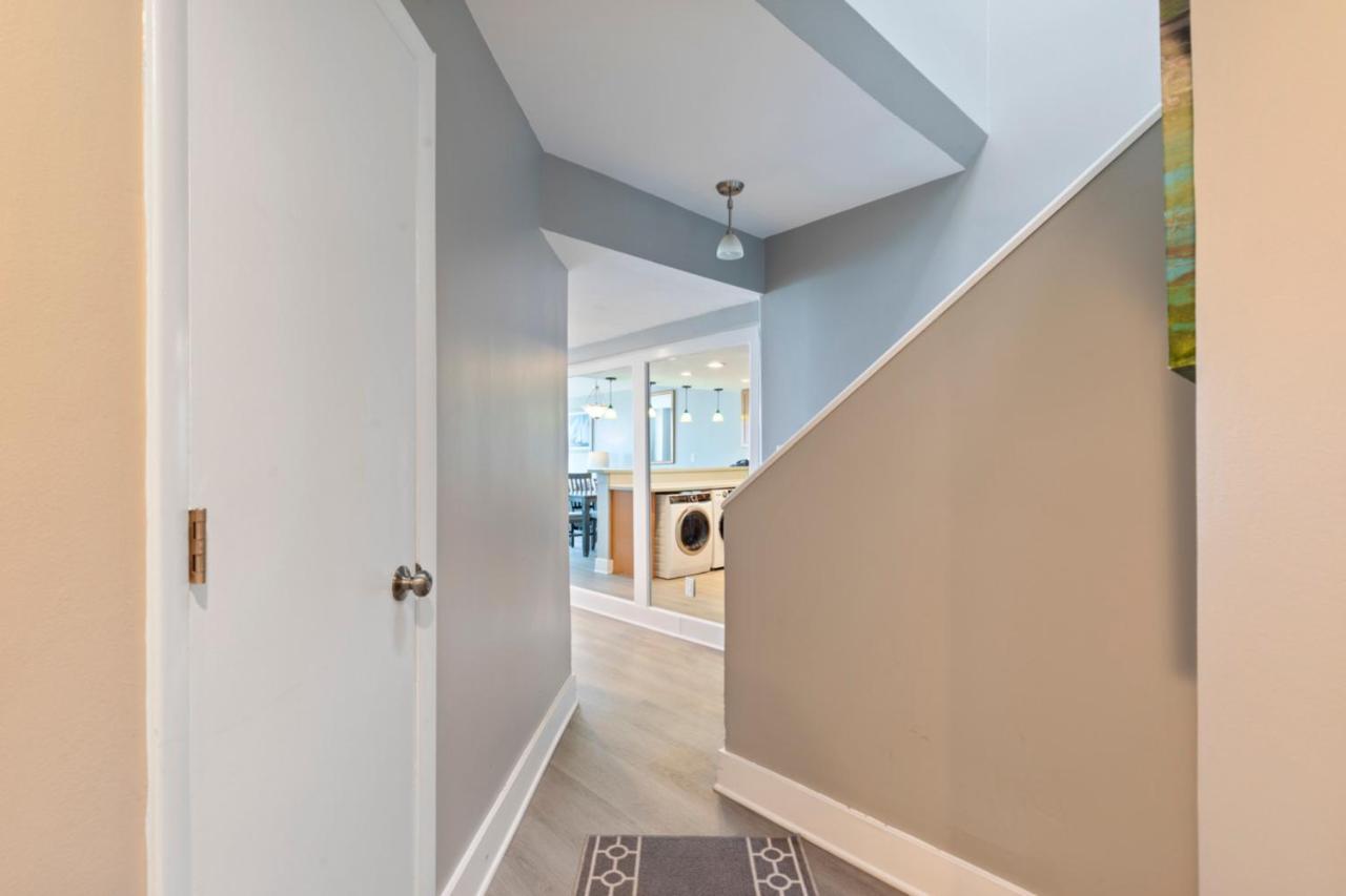 Oceanfront Penthouse, Two-story, 3 Bedrooms