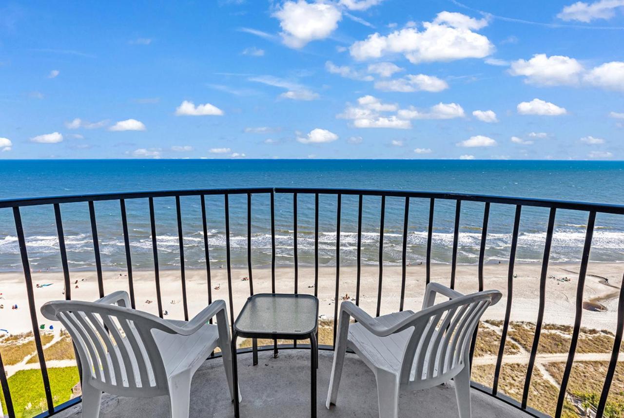 Oceanfront Penthouse, Two-story, 3 Bedrooms Apartment