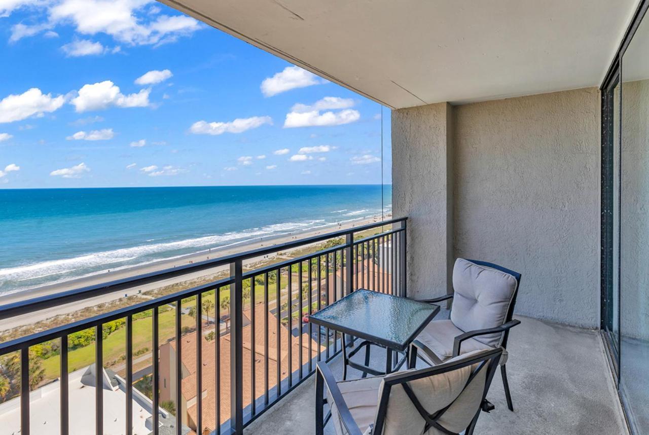 Lively Views From The Balcony At Ocean Forest Plaza Apartment