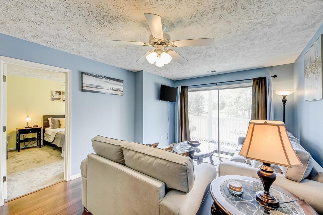 Coastal Compass Apartment