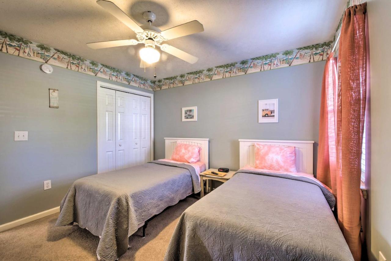 Sunny Myrtle With Amenities! *