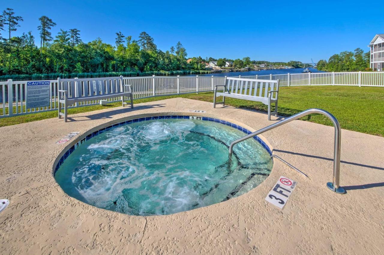 Sunny Myrtle With Amenities! Apartment