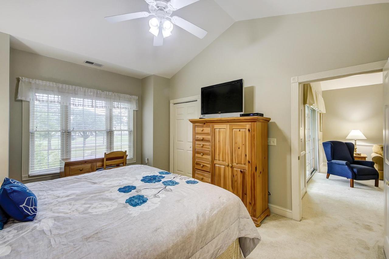 Magnolia Pointe 305 Apartment