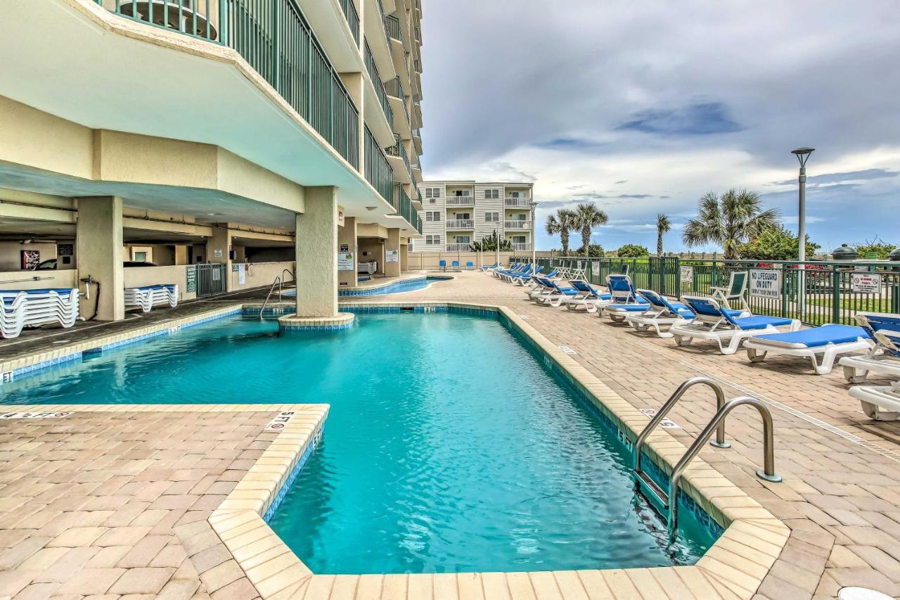 Apartment Oceanfront With Stunning Views!