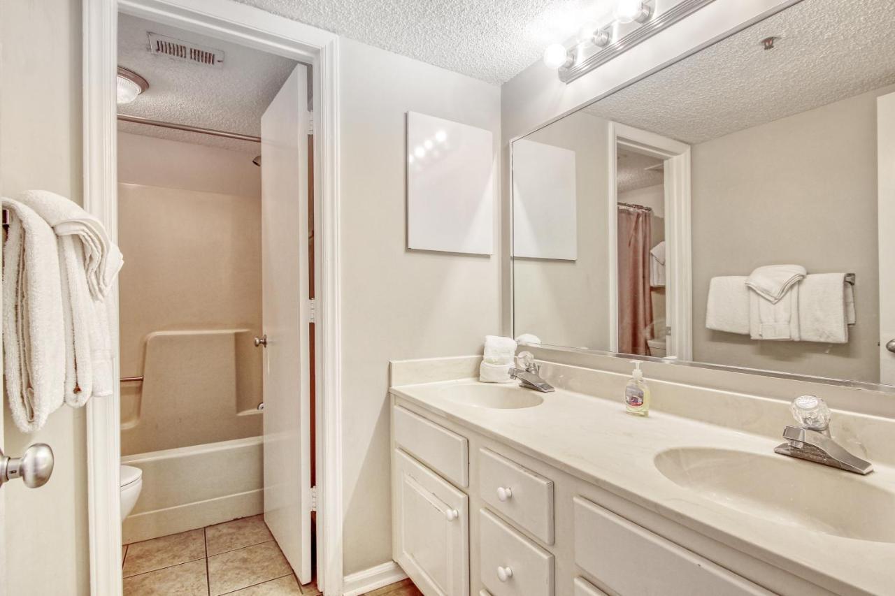 Apartment Meridian Plaza 308