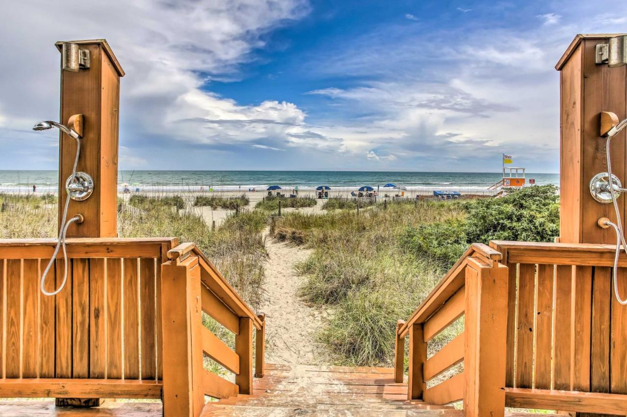 Oceanfront With Stunning Views!