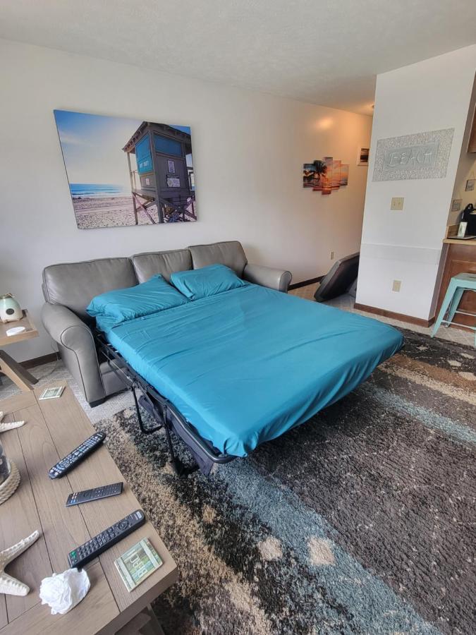 Salty Air Retreat Apartment *