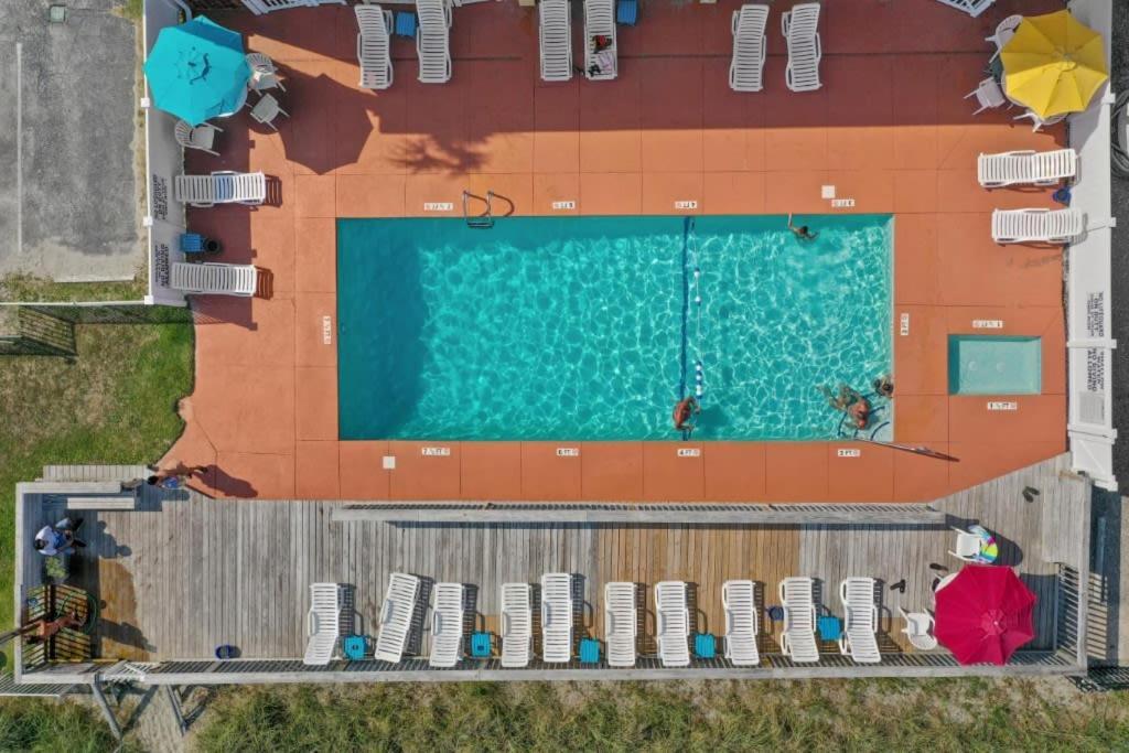 Charming 1br With Pool And Direct Beach Access Apartment *