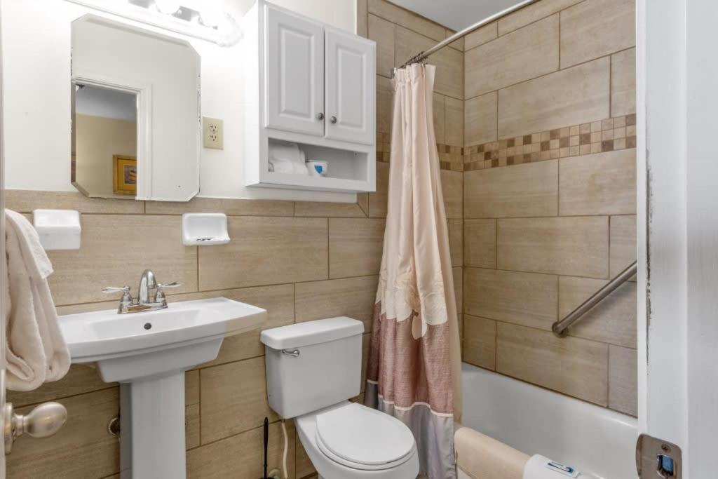 Apartment Charming 1br With Pool And Direct Beach Access *