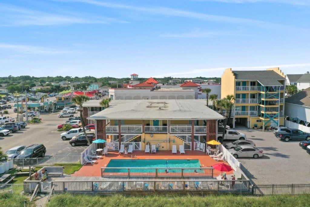 Apartment Charming 1br With Pool And Direct Beach Access *