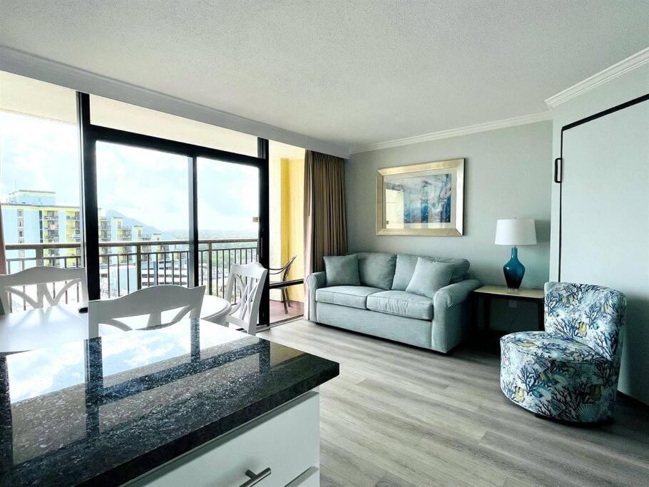 Apartment *all New & Awesome View*king Bed*pools*hot Tubs*lazy River*m149 *