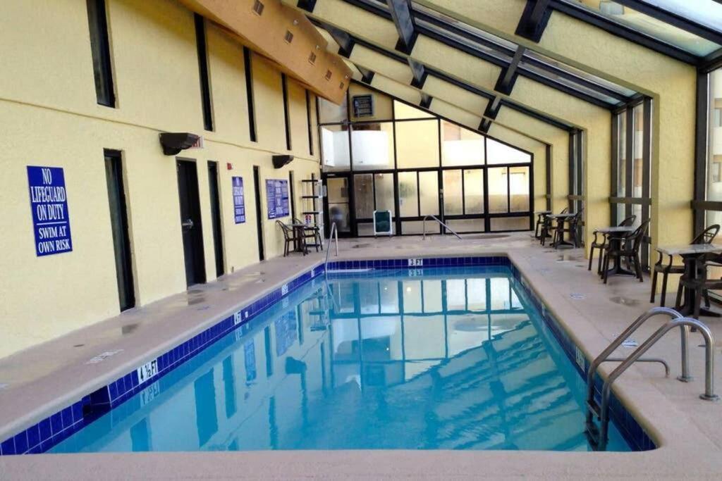 *fabulous Ocean View Studio*king Bed*great Pools, Hot Tubs*m41 Myrtle Beach