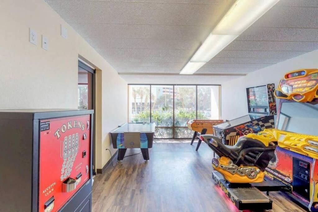 Apartment *fabulous Ocean View Studio*king Bed*great Pools, Hot Tubs*m41 Myrtle Beach