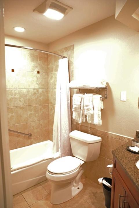 Aparthotel Unit At The Sheraton Broadway Plantation
