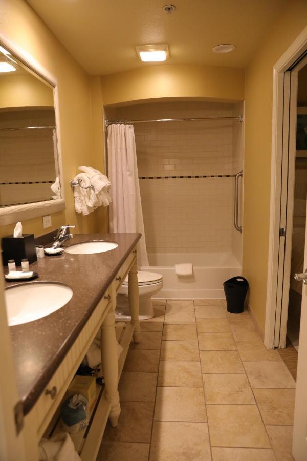 Unit At The Sheraton Broadway Plantation Aparthotel *