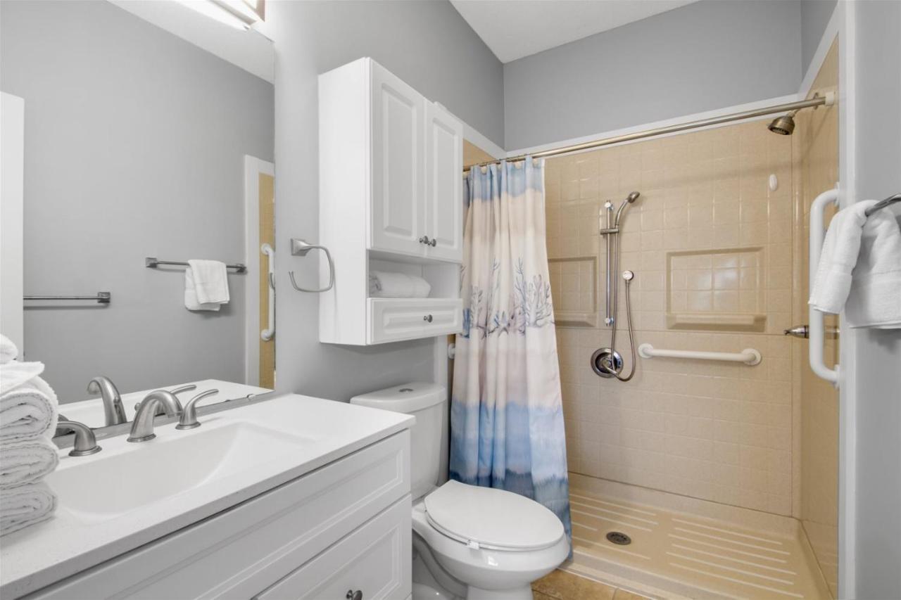 202-4705 Myrtlewood Myrtle Escape! *