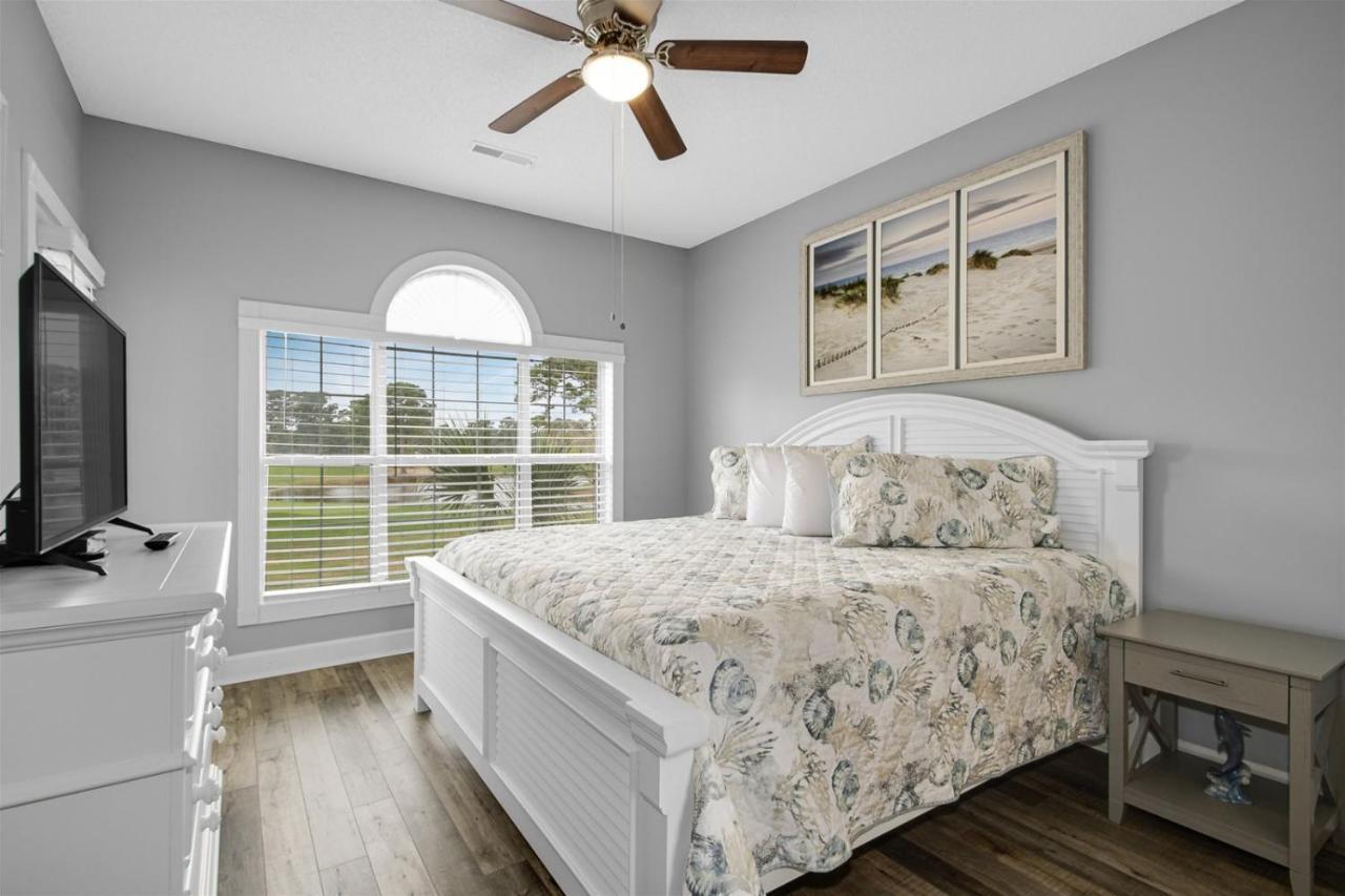 202-4705 Myrtlewood Myrtle Escape! *