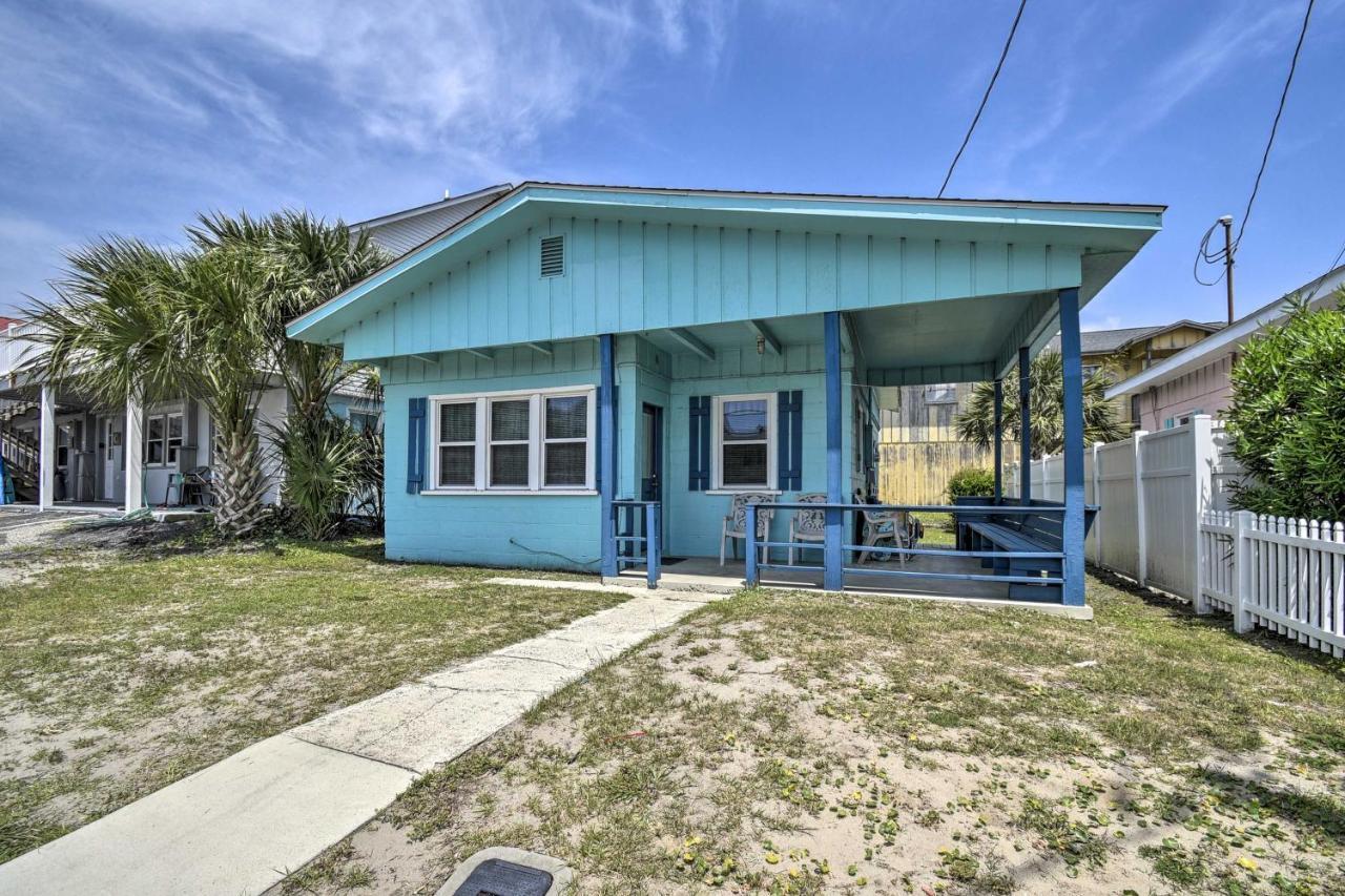 Bright Myrtle Steps To The Beach! Holiday home