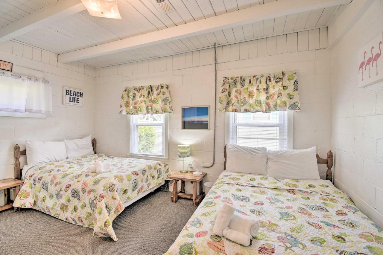 Holiday home Bright Myrtle Steps To The Beach! *