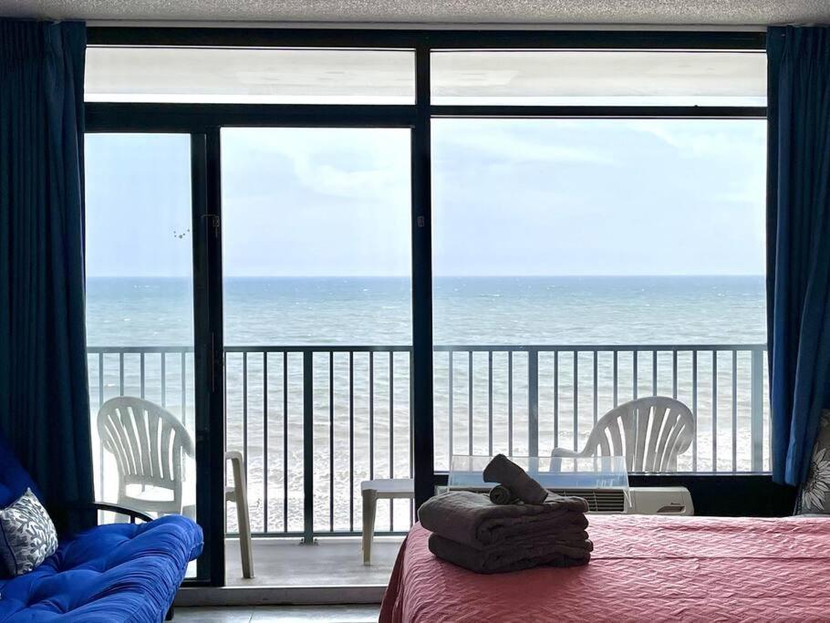 Apartment *oceanfront Hideaway*pools*hot Tubs*lazy River*v287 Myrtle Beach