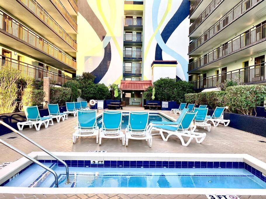 Apartment *ocean View Beauty*king Bed*rooftop Pool*beach*hot Tubs*m123