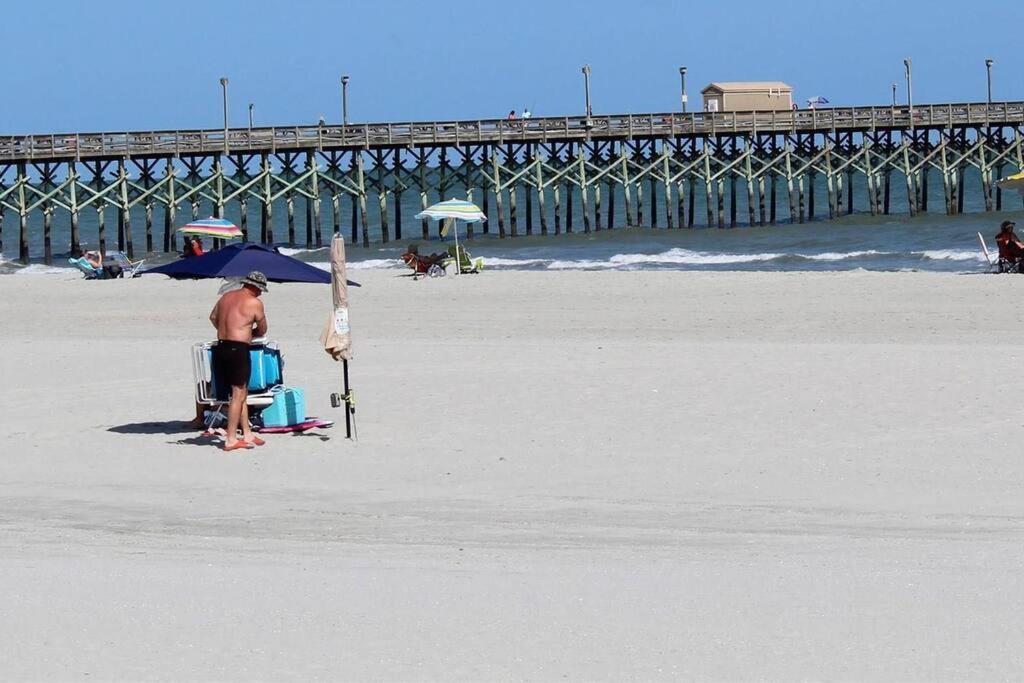 2br Shore Dr Area: Queen: Pool: Grill: Beach: Ocean Annie's: M28