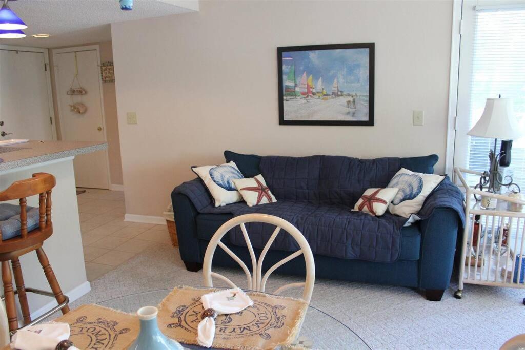 Apartment 2br Shore Dr Area: Queen: Pool: Grill: Beach: Ocean Annie's: M28