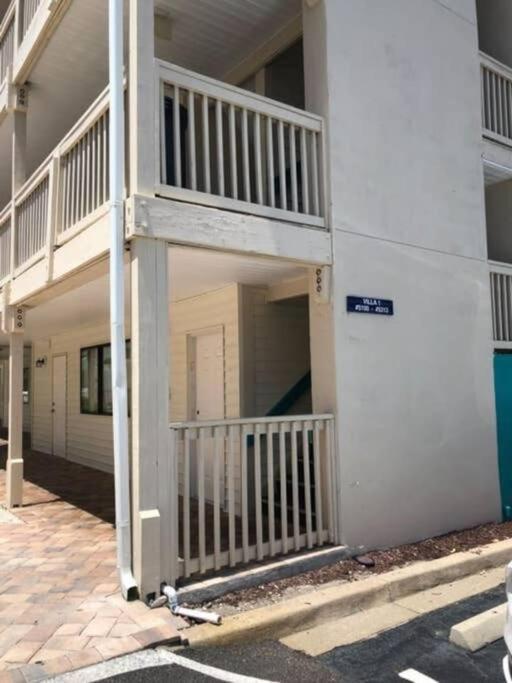 *delightful Cozy Retreat*pool, Steps To The Sand*h32 Apartment