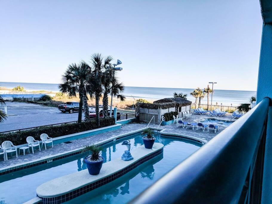 Apartment *oceanview & New* Queen Beds*pools Galore*cool Retro Vibe*m21