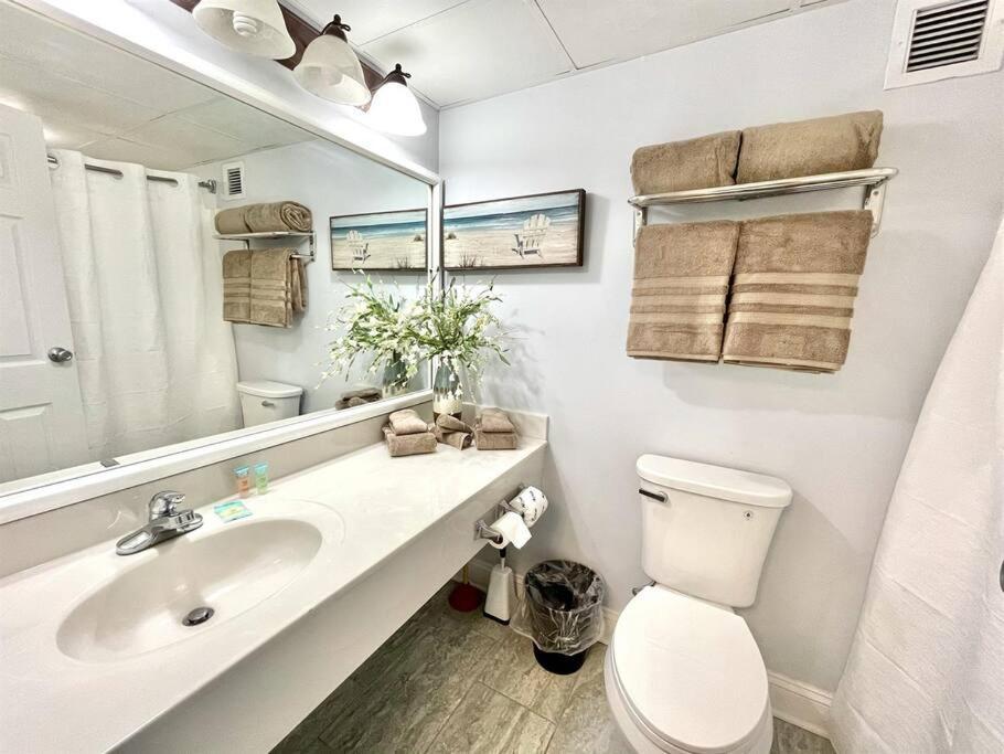 Apartment *oceanfront Hideaway*pools*hot Tubs*lazy River*v287 Myrtle Beach