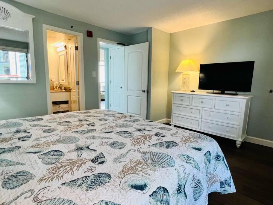 Apartment *ocean View Beauty*king Bed*rooftop Pool*beach*hot Tubs*m123 *
