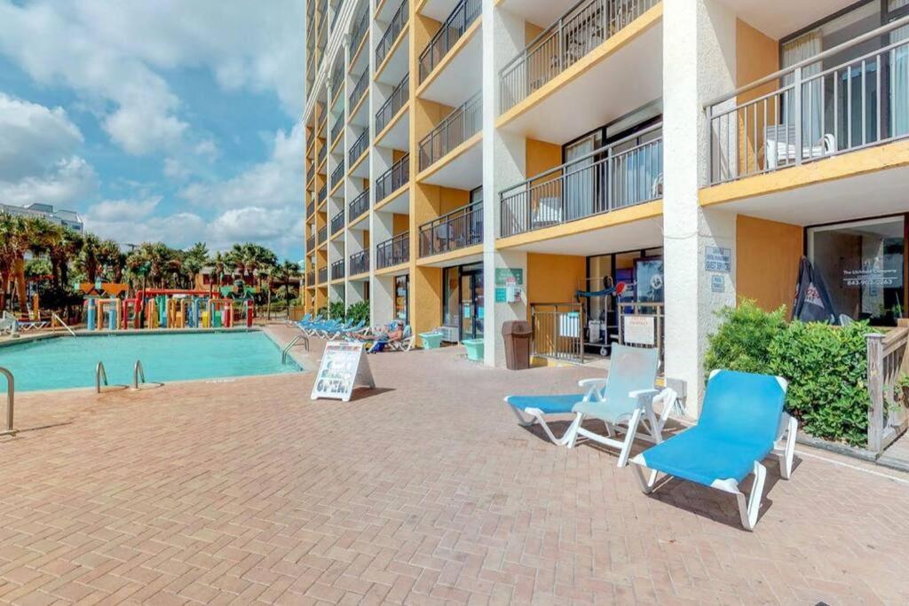 *incredible Sunsets* King Bed *great Pools, Hot Tubs+++*m23 Apartment