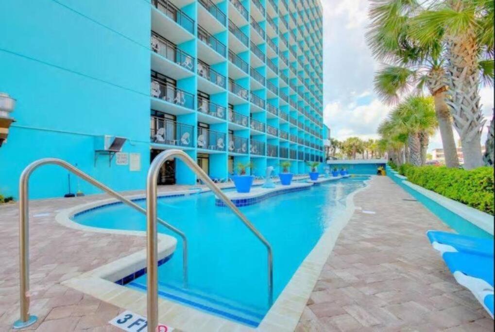 Apartment *oceanview & New* Queen Beds*pools Galore*cool Retro Vibe*m21