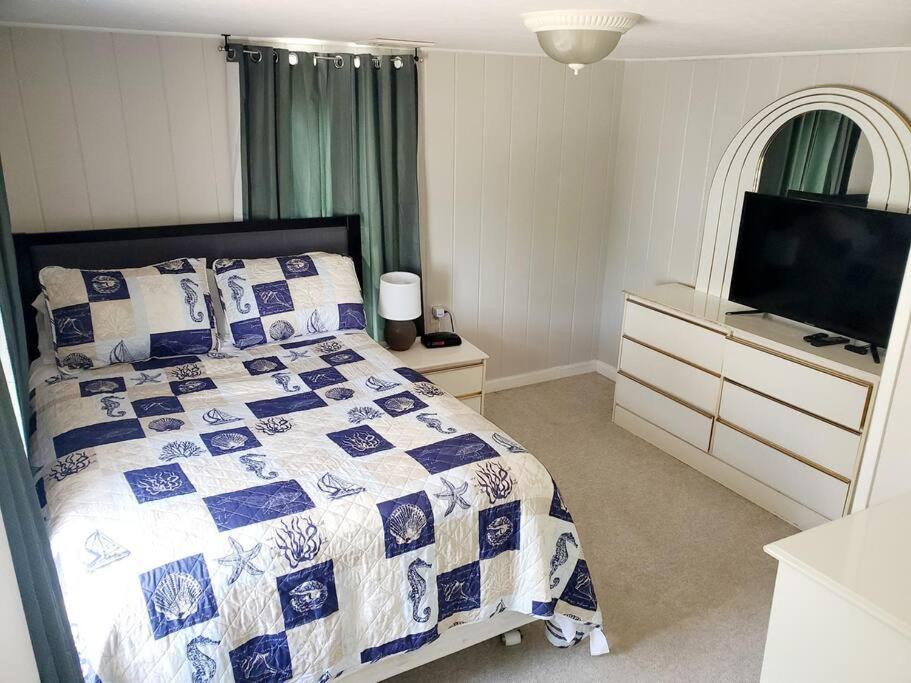 Bright And Airy Beach House. Myrtle Beach