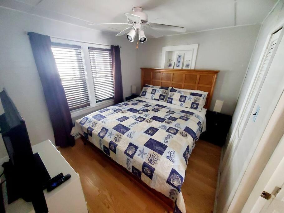 Holiday home Bright And Airy Beach House. Myrtle Beach