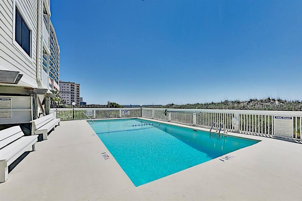 Apartment *2br Oceanfront Retreat*king Ensuite*pool*nmb Cherry Grove*pc4