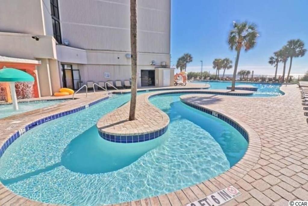 Apartment *renovated Oceanfront Condo*queen Beds*pools*hot Tubs*more*p220 Myrtle Beach