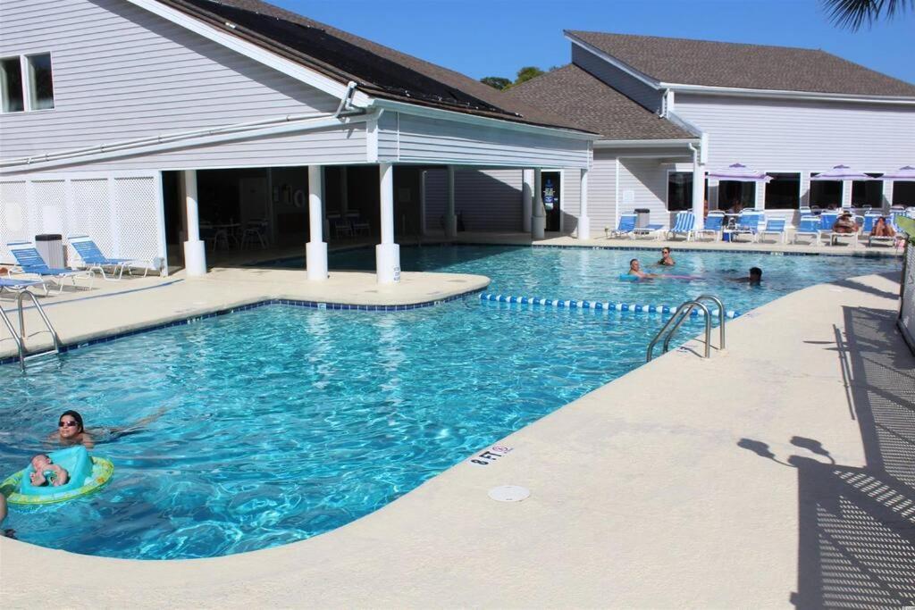 2br Shore Dr Area: Queen: Pool: Grill: Beach: Ocean Annie's: M28
