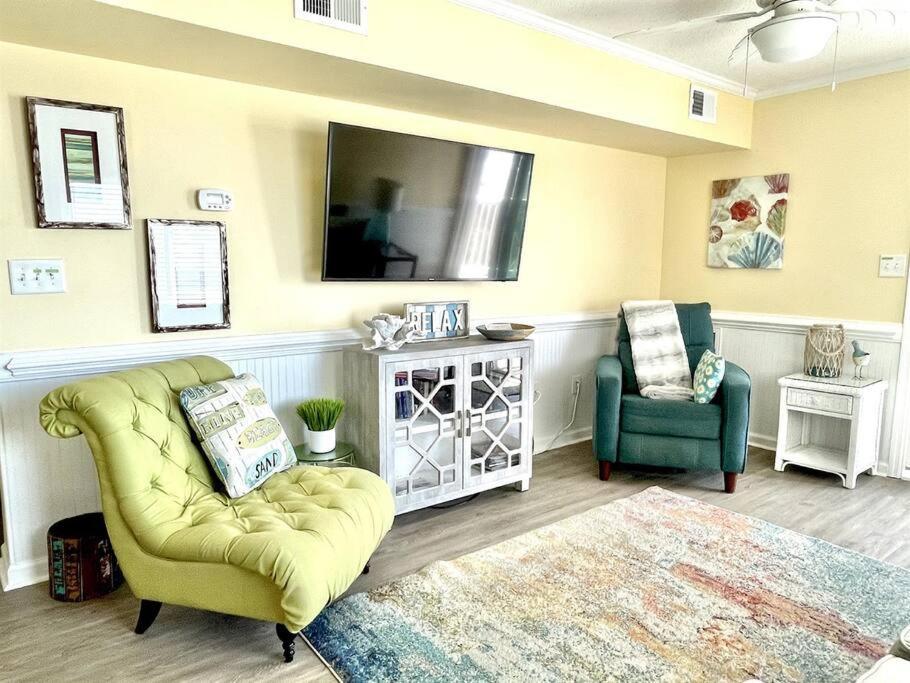 *2br Oceanfront Retreat*king Ensuite*pool*nmb Cherry Grove*pc4