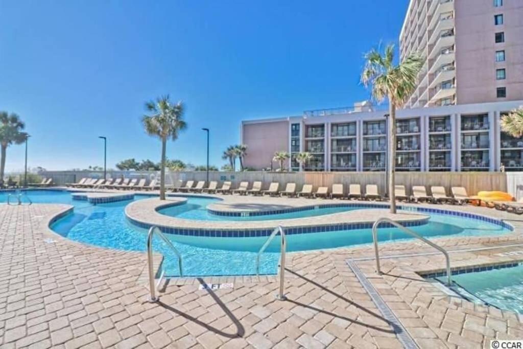 Apartment *renovated Oceanfront Condo*queen Beds*pools*hot Tubs*more*p220 *