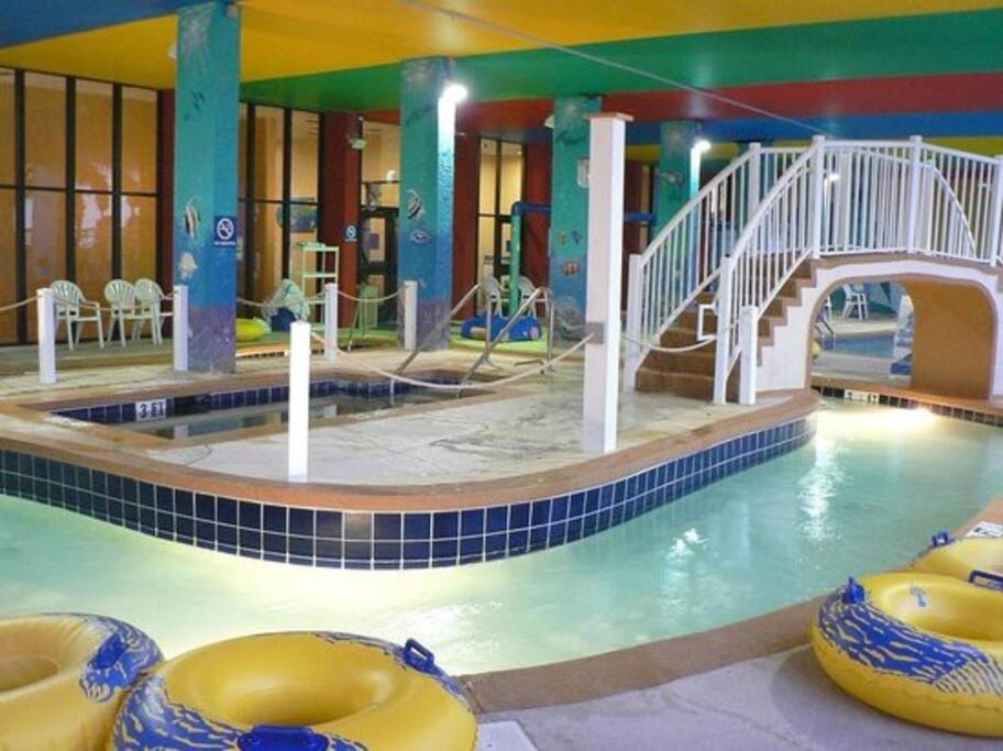 Apartment *ocean View Beauty*king Bed*rooftop Pool*beach*hot Tubs*m123