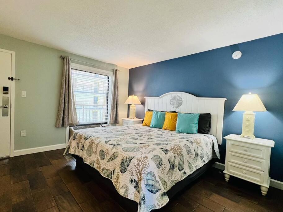 Apartment *ocean View Beauty*king Bed*rooftop Pool*beach*hot Tubs*m123 *