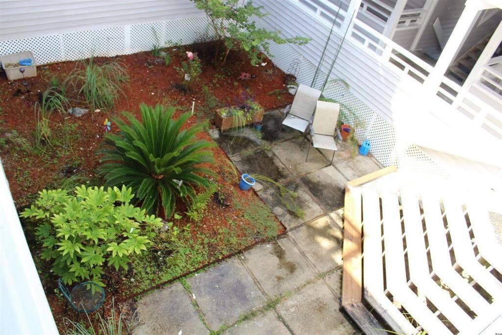 2br Shore Dr Area: Queen: Pool: Grill: Beach: Ocean Annie's: M28 Apartment